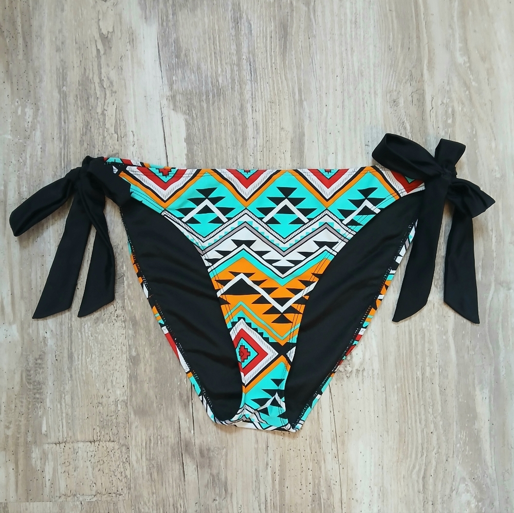 American Eagle Aztec Tie-Side Bikini Bottom – Size Large
